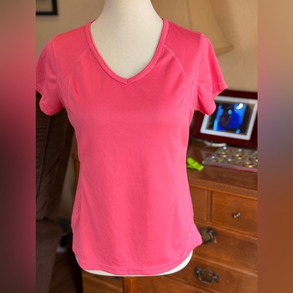 Xersion Women's Coral V-Neck Short Sleeve performance shirt - Picture 2 of 9